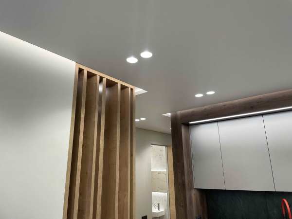 Потолок с подсветкой